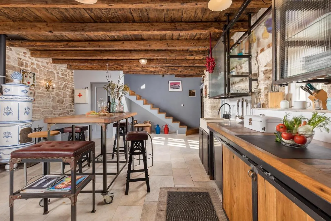 Villa Folirantica Svetvincenat 0*,  Croatia