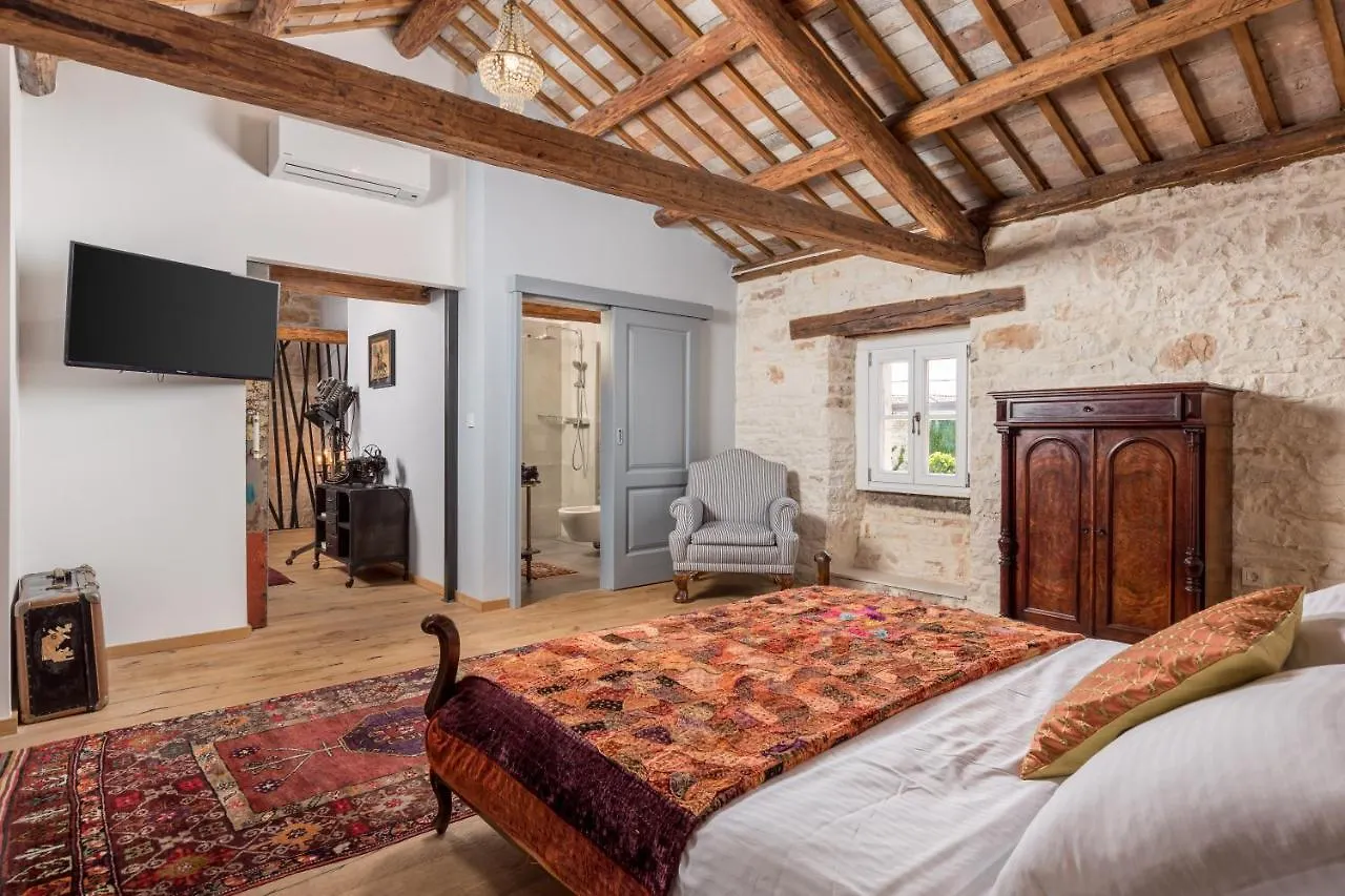 Villa Folirantica Svetvincenat Croatia