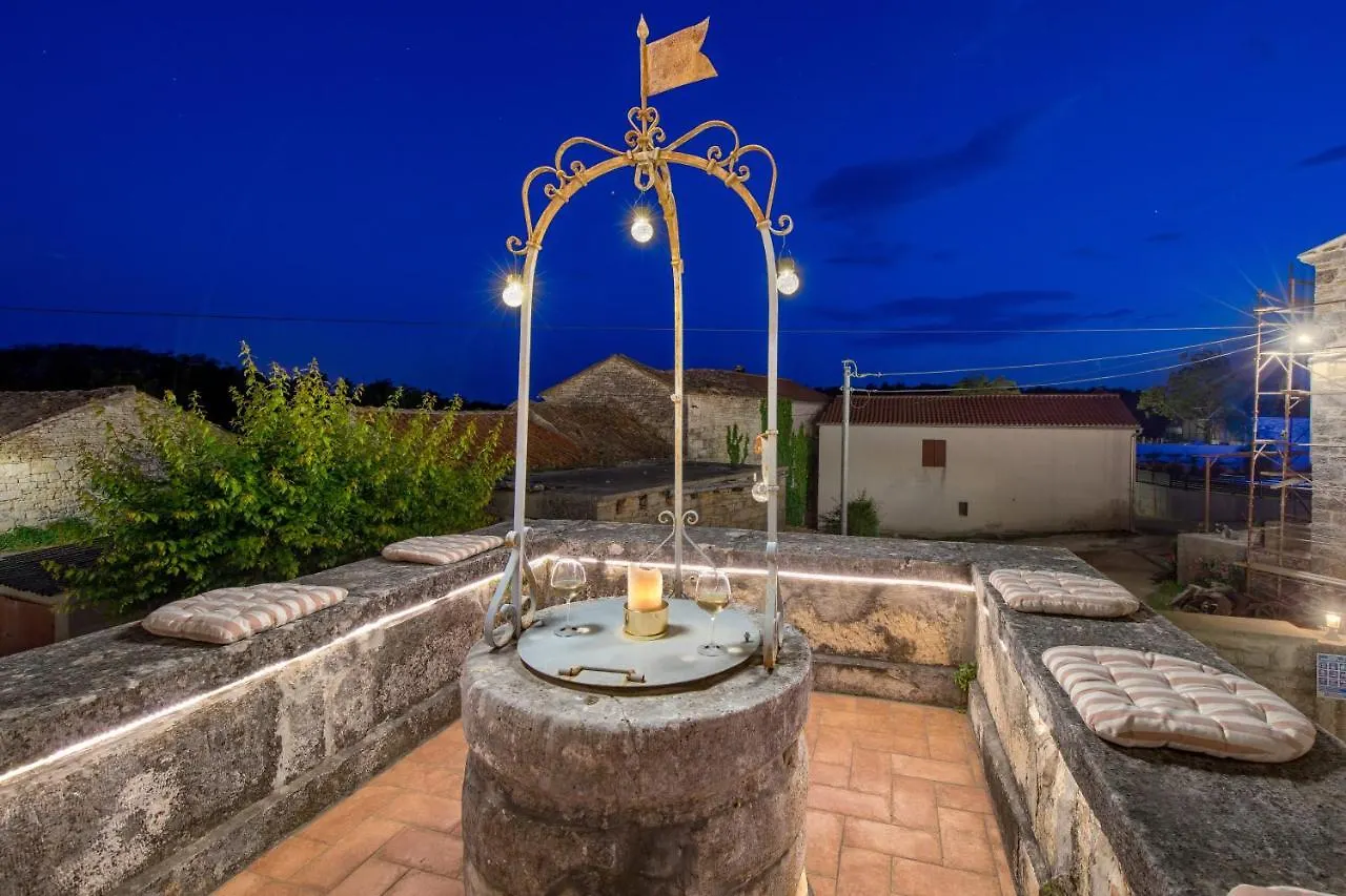 Villa Folirantica Svetvincenat 0*,  Croatia